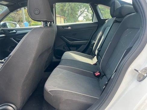 Used 2025 Volkswagen Jetta Sport FWD image 17