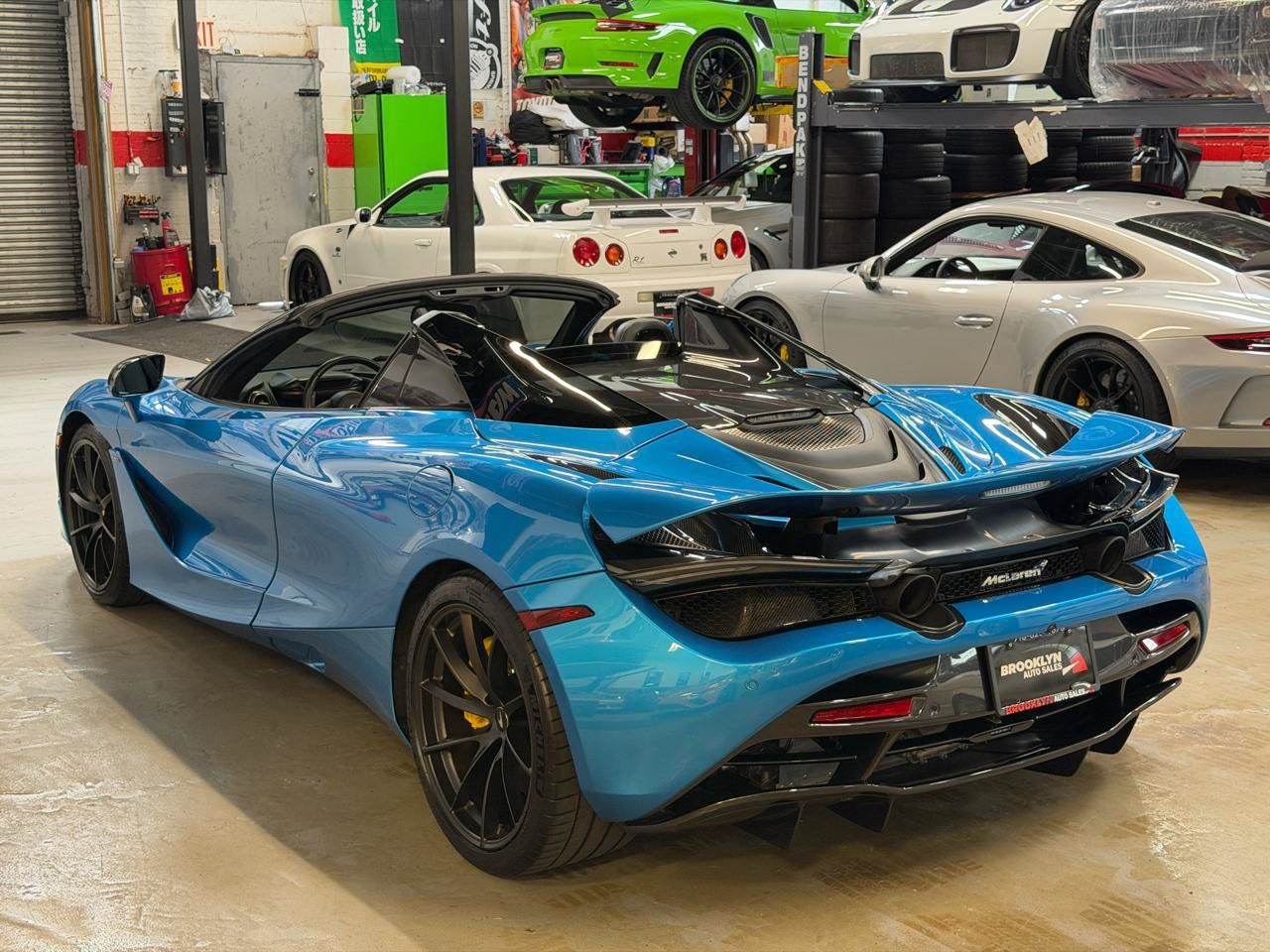 Used 2020 McLaren 720S Luxury RWD image 11