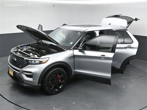 Certified 2021 Ford Explorer ST w/ ST Street Pack image 53