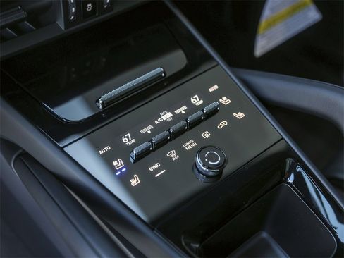 New 2026 Porsche Cayenne S image 23