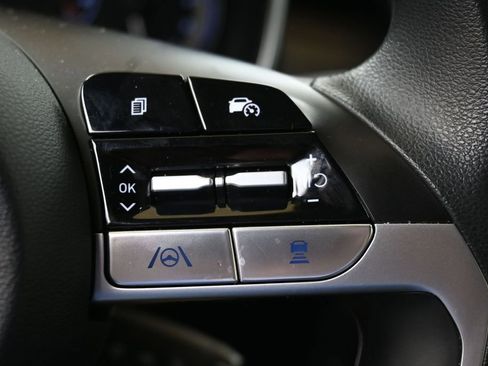 Certified 2024 Hyundai Tucson SE AWD/4WD image 24