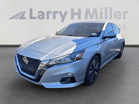 Used 2019 Nissan Altima 2.5 SL image 2