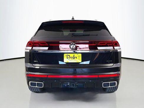 Used 2024 Volkswagen Atlas Cross Sport SEL Premium R-Line AWD/4WD image 7