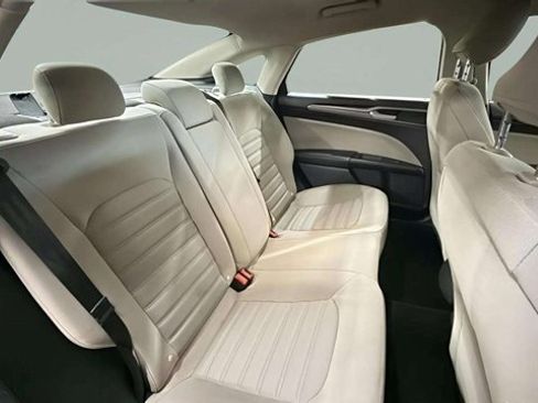 Used 2018 Ford Fusion S image 28