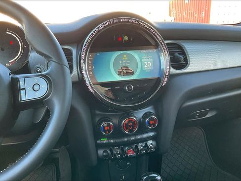 Certified 2023 MINI Cooper S image 6