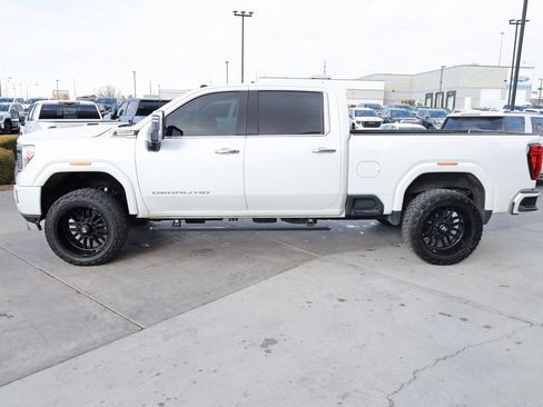 Used 2021 GMC Sierra 3500 Denali w/ Denali Ultimate Package image 3