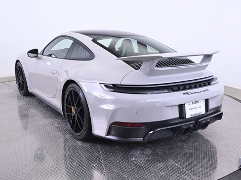 Used 2026 Porsche 911 Carrera GTS image 3