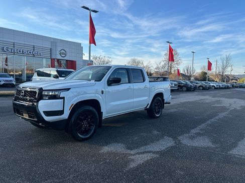New 2026 Nissan Frontier SV image 8