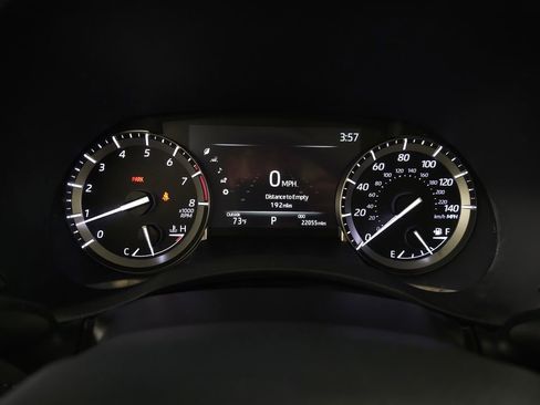 Used 2022 Toyota Highlander Platinum AWD/4WD image 21