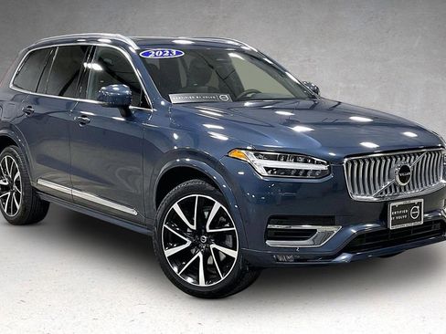 Used 2023 Volvo XC90 B6 Plus w/ Protection Package AWD/4WD image 3