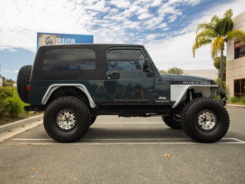 Used 2006 Jeep Wrangler Unlimited Rubicon AWD/4WD image 4