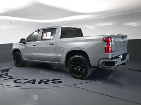 Used 2024 Chevrolet Silverado 1500 RST w/ Dark Appearance Package AWD/4WD image 7