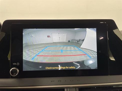 New 2026 Toyota Prius LE image 17