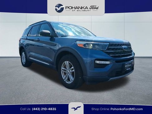 Used 2020 Ford Explorer XLT w/ Equipment Group 202A AWD/4WD image 3
