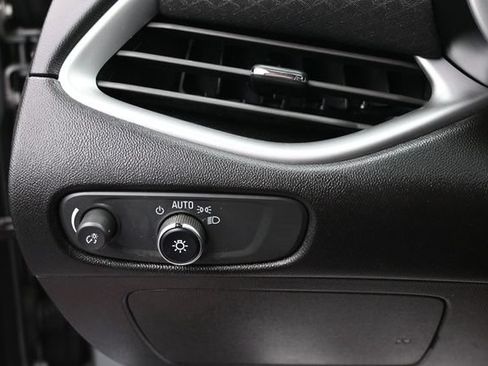 Used 2024 Chevrolet Malibu LT FWD image 19