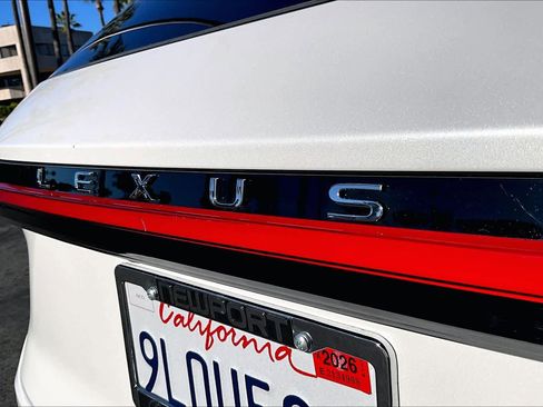 Used 2024 Lexus RX 450h Luxury w/ Convenience Package image 9