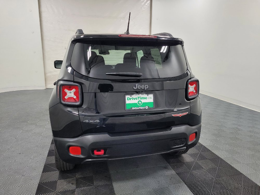 Used 2016 Jeep Renegade Trailhawk w/ Premium Trailhawk Package AWD/4WD image 6