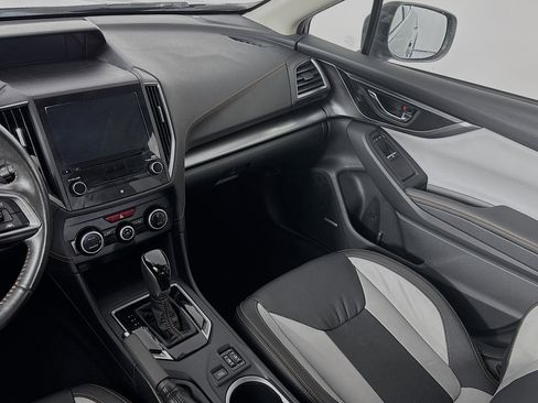 Used 2019 Subaru Crosstrek 2.0i Limited w/ Moonroof Package w/Navigation AWD/4WD image 25