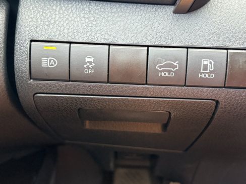 Used 2024 Toyota Camry SE FWD image 38