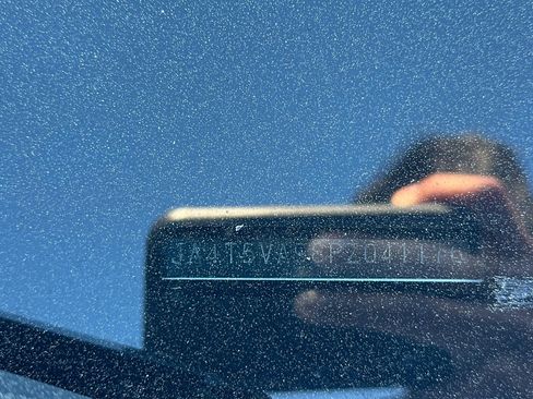 Used 2023 Mitsubishi Outlander SEL image 2