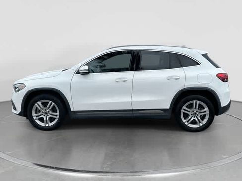Used 2023 Mercedes-Benz GLA 250 4MATIC image 5