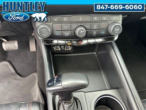 Used 2023 Dodge Durango GT image 24