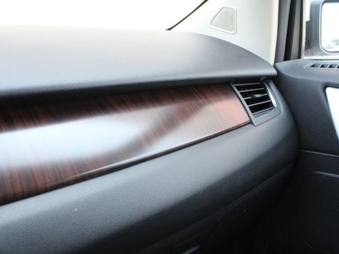 Used 2013 Ford Edge Limited FWD image 19
