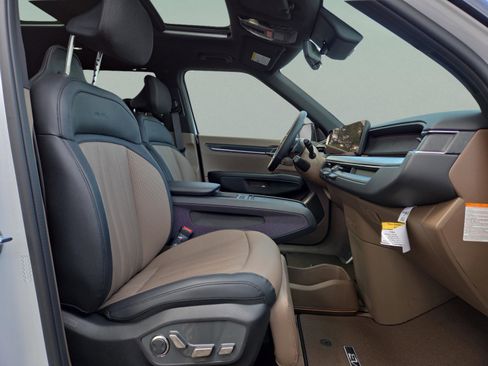 New 2026 Kia EV9 GT-Line image 20
