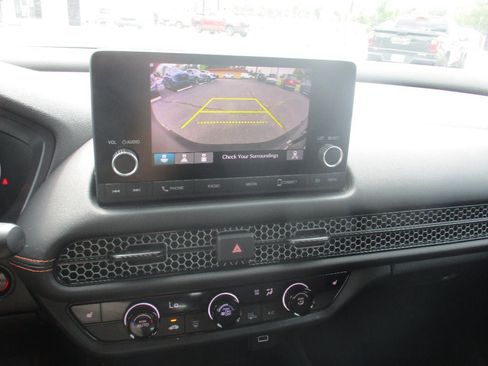 Used 2024 Honda HR-V Sport image 19