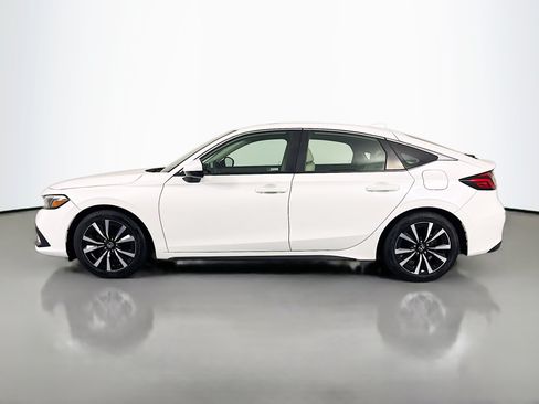 Certified 2024 Honda Civic EX-L image 8