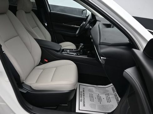Used 2025 MAZDA CX-30 AWD 2.5 S w/ Preferred Package image 8