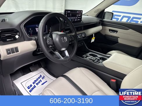 New 2026 Honda Pilot Touring image 30