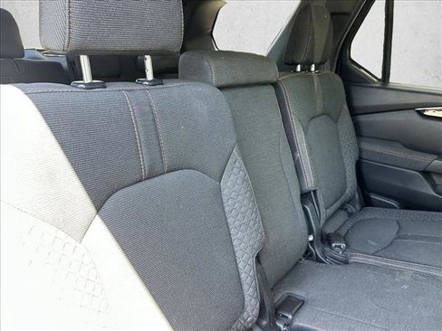 Used 2024 Honda Pilot Sport image 28