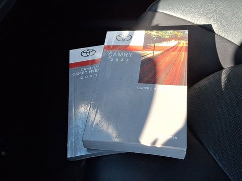 Used 2021 Toyota Camry XSE image 26