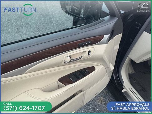 Used 2015 Lexus LS 460 AWD image 23