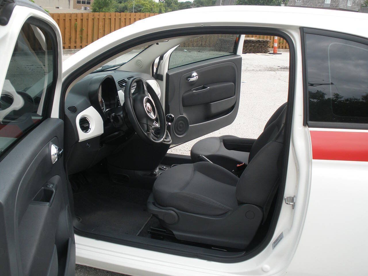 Used 2015 FIAT 500 Pop FWD image 22