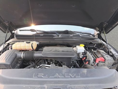 Used 2019 RAM 1500 Big Horn AWD/4WD image 27