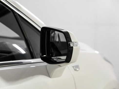 Used 2024 Cadillac XT5 Premium Luxury FWD image 41