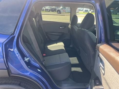 Used 2023 Nissan Rogue SV image 25