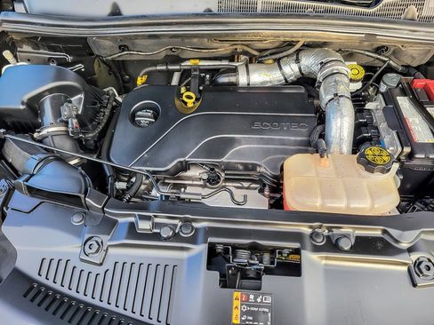 Certified 2022 Buick Encore Preferred w/ Safety Package image 20