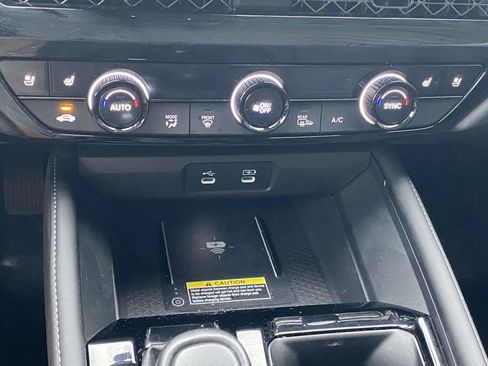 Used 2023 Honda Accord Touring image 27
