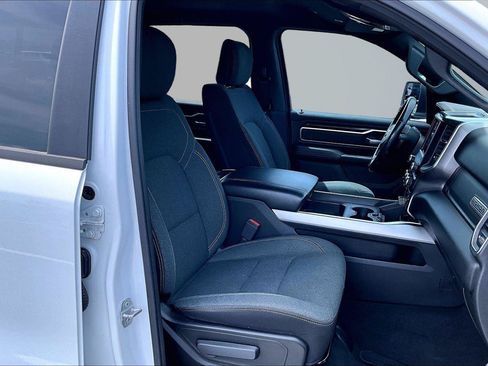 Used 2019 RAM 1500 Big Horn AWD/4WD image 8
