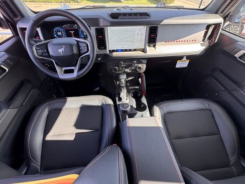 New 2025 Ford Bronco Big Bend w/ Black Diamond Package image 25