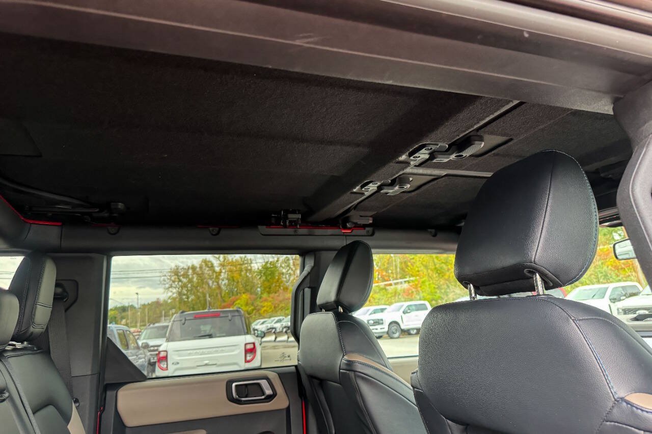 Used 2022 Ford Bronco Wildtrak AWD/4WD image 21