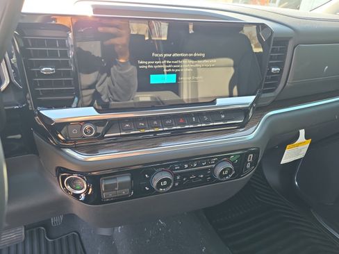 New 2026 Chevrolet Silverado 1500 LT w/ All Star Edition Plus image 26