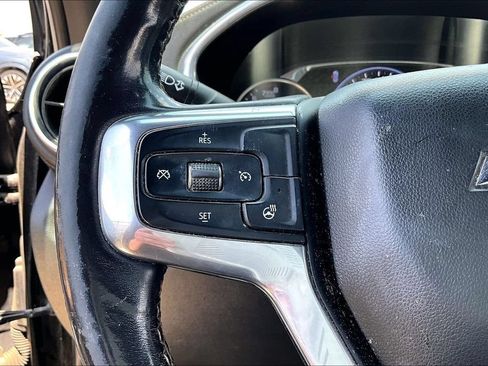 Used 2019 Chevrolet Blazer Premier w/ Sun and Wheels Package FWD image 23