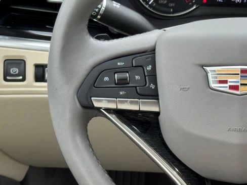 Certified 2023 Cadillac XT6 Premium Luxury image 25