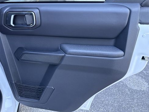 New 2025 Ford Bronco Badlands image 17