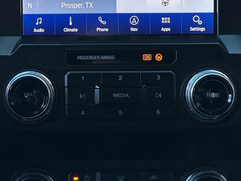 Used 2021 Ford F450 Platinum w/ FX4 Off-Road Package image 17