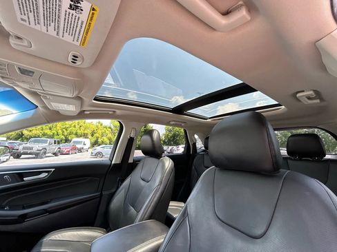 Used 2017 Ford Edge Titanium w/ Equipment Group 301A image 26